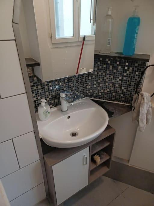 Appartement.1 Saint-Ouen  ภายนอก รูปภาพ